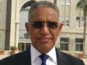 الأستاذ الدكتور إزيد بيه ولد محمد محمود، جامعة نواكشوط العصرية