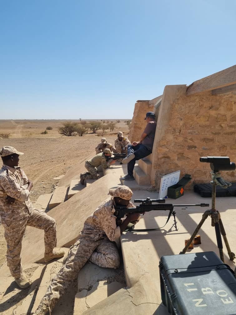 إسبانيا تساهم في تدريب قناصة الجيش الموريتاني