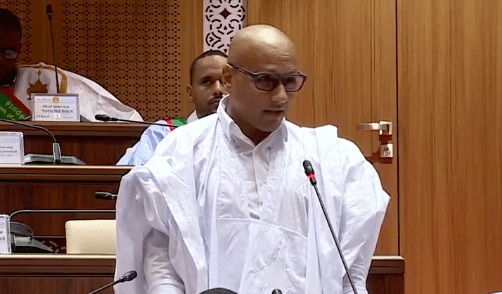 يحي ولد اللود ينتقد ظروف احتجاز نواب ويطالب باحترام حقوق المرحلين من أمريكا